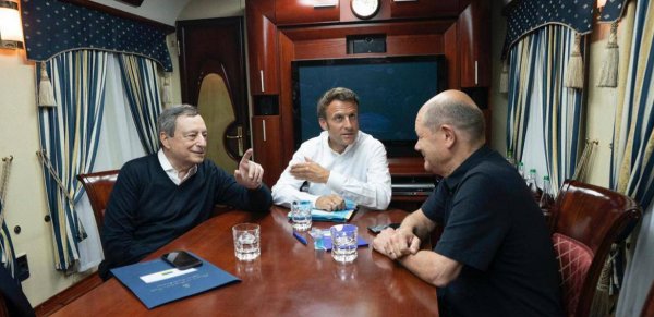 
Шольц йде. Як Німеччина допомагала Україні за час його каденції 