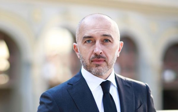 Україна може перейти від долара на євро як "основну" валюту: Нацбанк пояснив причину
Україна може перейти від долара на євро як "основну" валюту: Нацбанк пояснив причину