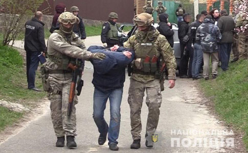 Полиция раскрыла убийство ювелира Киселева Полиция раскрыла убийство ювелира Киселева