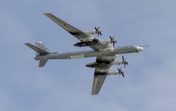 Росія стягує стратегічну авіацію до Сибіру (супутникові знімки)
Росія стягує стратегічну авіацію до Сибіру (супутникові знімки)