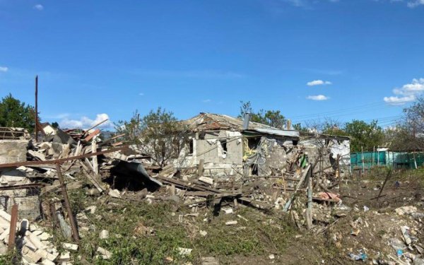 Наслідки обстрілів армії РФ на Харківщині: загинули чотири людини, ще семеро постраждали
Наслідки обстрілів армії РФ на Харківщині: загинули чотири людини, ще семеро постраждали