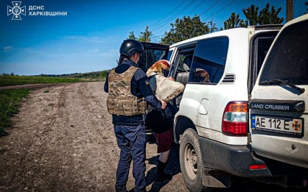 Рятувальники евакуювали з-під обрілів шістьох мешканців Харківщини
Рятувальники евакуювали з-під обрілів шістьох мешканців Харківщини