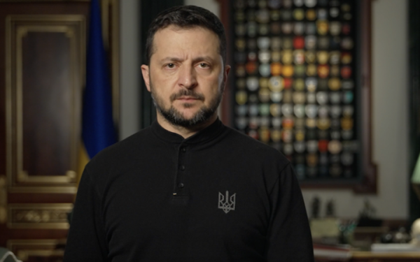 Зеленський: ми готові хоч сьогодні припинити вогонь, якщо Росія готова до повної тиші щонайменше на 30 діб
Зеленський: ми готові хоч сьогодні припинити вогонь, якщо Росія готова до повної тиші щонайменше на 30 діб