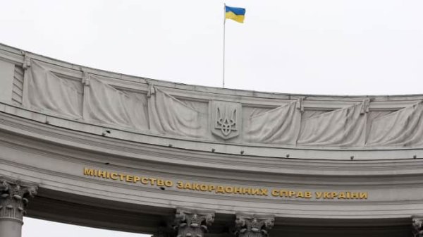Украина выразила демарш государствам, чьи лидеры посетили парад в Москве Украина выразила демарш государствам, чьи лидеры посетили парад в Москве