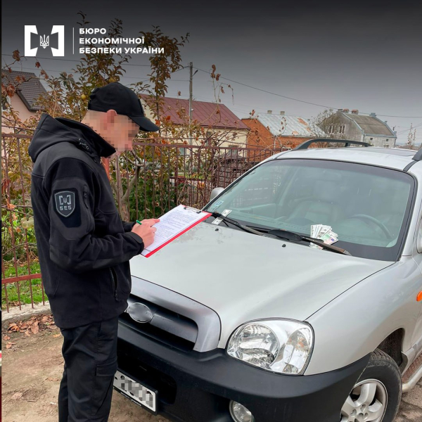 Автомобили для перепродажи маскировали под помощь ВСУ
Автомобили для перепродажи маскировали под помощь ВСУ