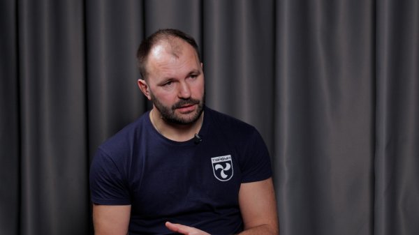 Замкомандира "Тайфуну" Павло Гвозденко: Вчорашні геймери вже знищили "Борисоглебск-2"
Замкомандира "Тайфуну" Павло Гвозденко: Вчорашні геймери вже знищили "Борисоглебск-2"