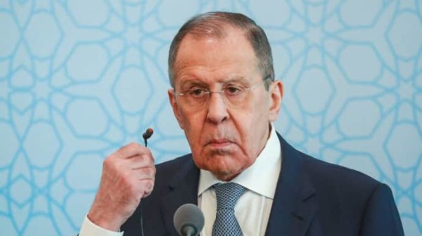 РосСМИ: Лавров в Стамбул не поедет РосСМИ: Лавров в Стамбул не поедет
