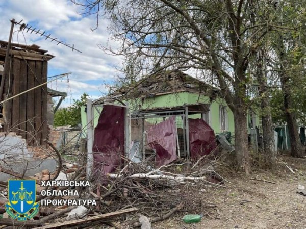 Россияне ударили УАБами по Купянску, есть пострадавшие и повреждения Россияне ударили УАБами по Купянску, есть пострадавшие и повреждения