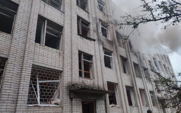 Головне за середу, 7 травня: майже 140 боєзіткнень, новий пакет допомоги від Німеччини, авіатранспортний колапс в Росії
Головне за середу, 7 травня: майже 140 боєзіткнень, новий пакет допомоги від Німеччини, авіатранспортний колапс в Росії