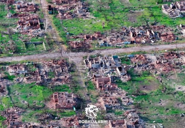 "Город сравняли с землей": военные показали Волчанск через год после наступления РФ "Город сравняли с землей": военные показали Волчанск через год после наступления РФ