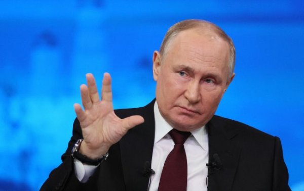 "Буферна зона" Путіна: що сказав диктатор і як реагує Україна
"Буферна зона" Путіна: що сказав диктатор і як реагує Україна