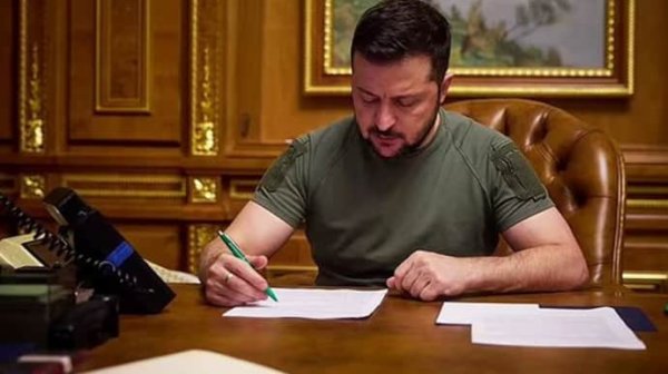 Зеленский предлагает Раде создать два специализированных админсуда Зеленский предлагает Раде создать два специализированных админсуда