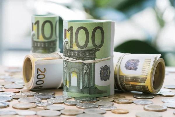 Сильный евро усугубляет проблемы европейских экспортеров — Financial Times
Сильный евро усугубляет проблемы европейских экспортеров — Financial Times