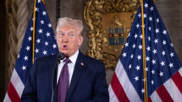 Трамп заявил о "немедленных" переговорах Украины и РФ после звонка Путину Трамп заявил о "немедленных" переговорах Украины и РФ после звонка Путину