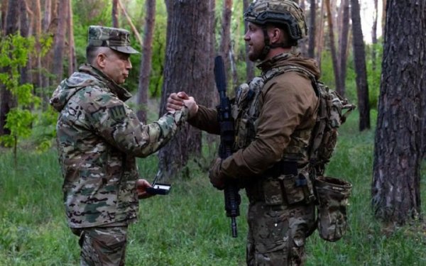 Сирський: на Покровському напрямку вдалося стабілізувати ситуацію та подекуди перехопити тактичну ініціативу
Сирський: на Покровському напрямку вдалося стабілізувати ситуацію та подекуди перехопити тактичну ініціативу