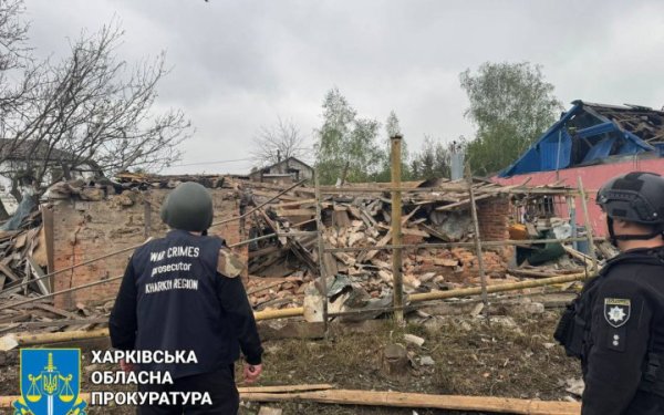 Російські війська вдарили "Іскандером" по Великому Бурлуку на Харківщині
Російські війська вдарили "Іскандером" по Великому Бурлуку на Харківщині