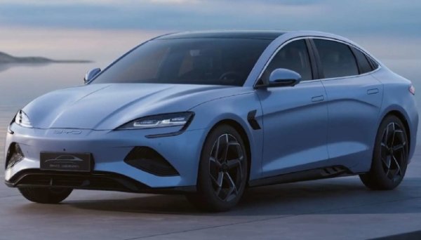 Китай залишається лідером за обсягами продажу нових авто Китай залишається лідером за обсягами продажу нових авто