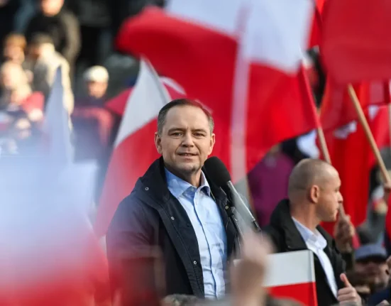 Хто такий Кароль Навроцький