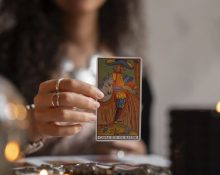 Таро-гороскоп на тиждень 6–12 липня 2026: які карти випали знакам Зодіаку