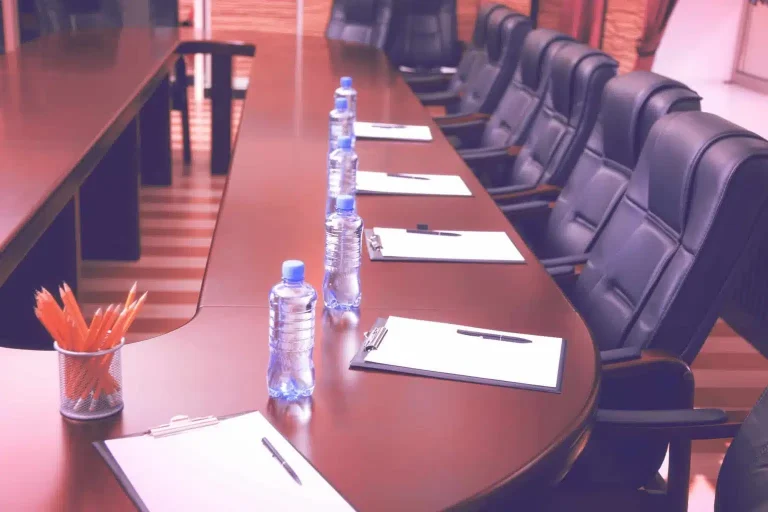 Коли та хто підпише мирну угоду щодо України