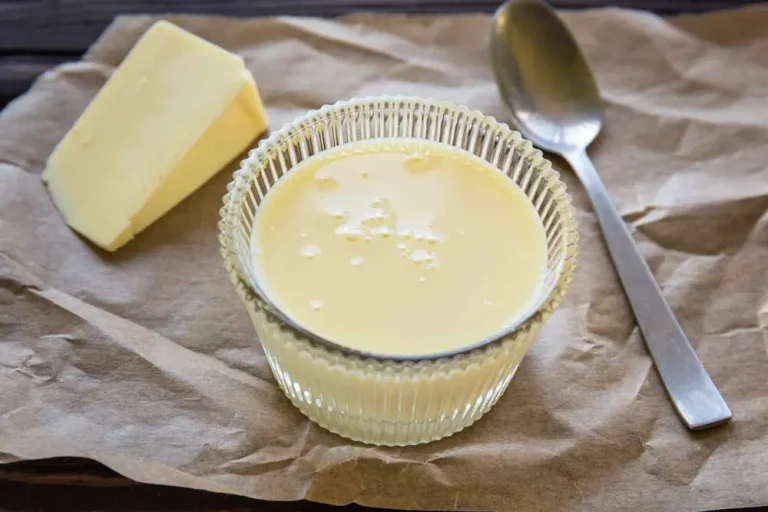 Як приготувати домашнє згущене молоко