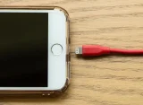 Як правильно заряджати смартфон: 7 правил, які допоможуть продовжити життя акумулятора