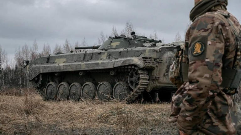 Росіяни намагаються захопити Кам’янське й Плавні для наступу на Придніпровське, але ЗСУ тримають оборону та зривають їхні плани.