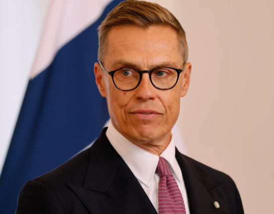 Президент Фінляндії Александер Стубб заявив, що гарантії безпеки України мають передбачати готовність Європи воювати з Росією у разі нової агресії.