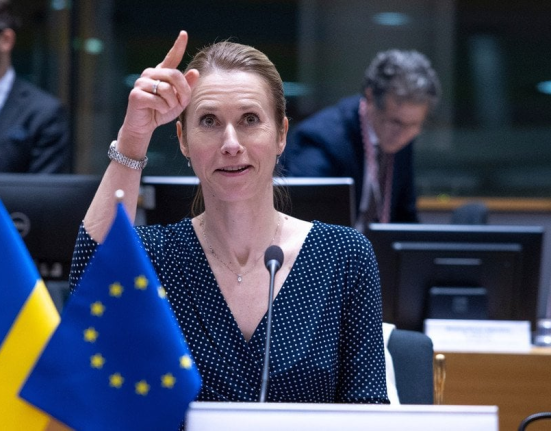 Кая Каллас заявила, що Європа не може одна завершити війну в Україні. Сполучені Штати та НАТО повинні розділити відповідальність. Деталі її заяви на Генасамблеї ООН.