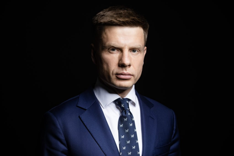 Хто такий Олексій Гончаренко: кар’єра в Партії регіонів, суперечливі висловлювання, скандали з фінансами. Чому його минуле викликає недовіру.
