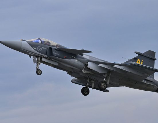 Коли та скільки Україна отримає винищувачів Gripen (SAAB JAS 39): характеристики та вартість