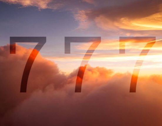 Число 777: що воно означає і чому його вважають особливим