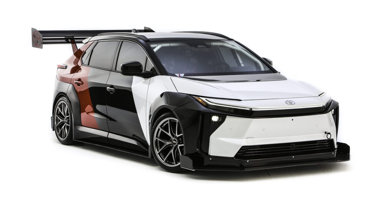 Toyota представила найекстравагантніший електромобіль (фото)