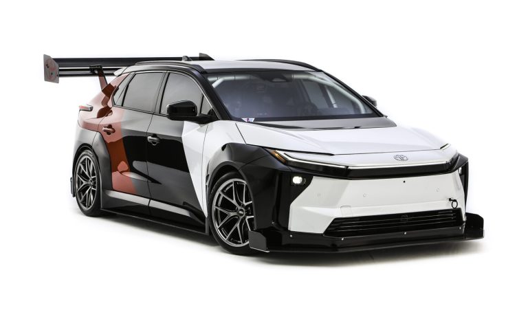 Toyota представила найекстравагантніший електромобіль (фото)