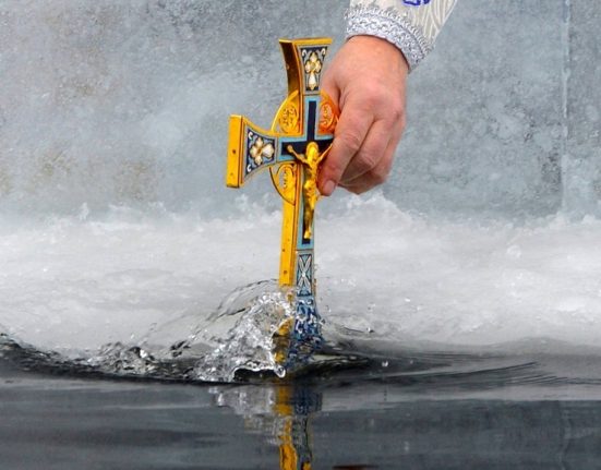 Коли в Україні Водохреще за новим календарем: як правильно відзначати свято в 2026 році