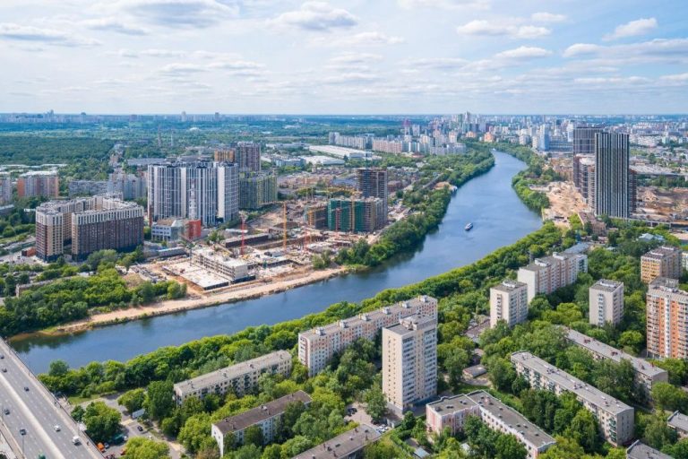 На якому поверсі краще жити: як висота впливає на здоров’я та самопочуття