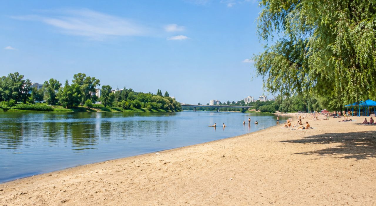 Де купатися в Полтаві влітку 2026: список пляжів, ціни, маршрути та безпека