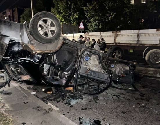 У Львові сталася сутичка через ТЦК: натовп пошкодив авто, Садовий прокоментував інцидент