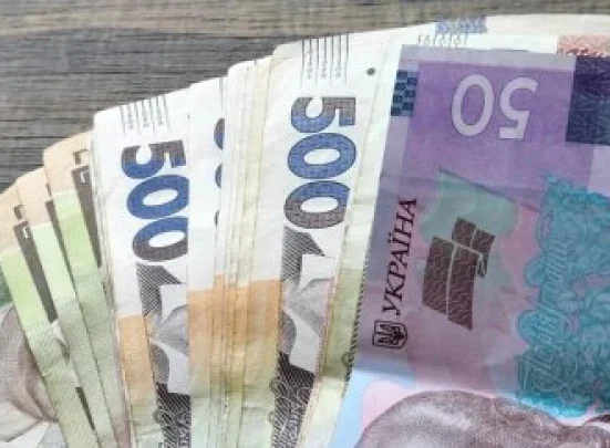Які виплати отримують діти-переселенці у 2026 році: суми та умови