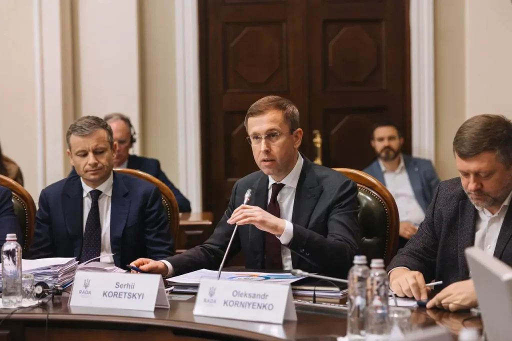 Ситуація з фінансами України загострюється: уряд очікує важливих рішень від Ради