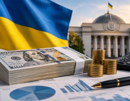 Скільки буде долар у 2027 році: бюджет України назвав новий прогноз курсу