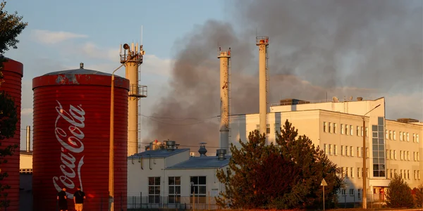Удар по заводу Coca-Cola під Києвом: компанія повідомила про наслідки